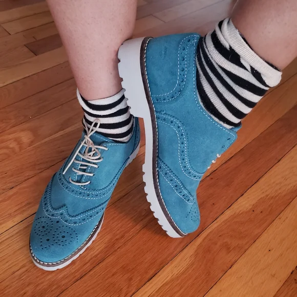 blue suede shoes new from florance italy size 7 - Picture 3 of 6